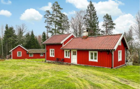 Amazing Home In Kinnahult With Wifi, Kinnarumma
